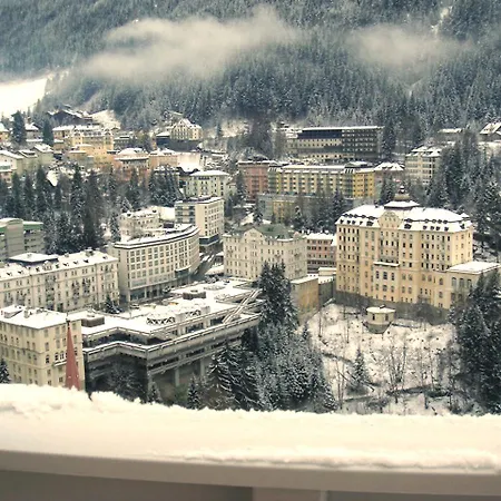 Apartment Schillerhof.5 *